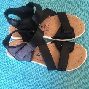 Barely worn sandals size 7